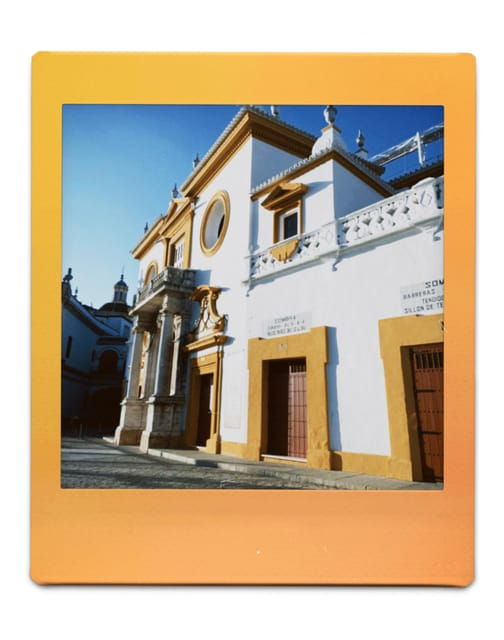 sevillepolaroid-instant-photo-session-walk