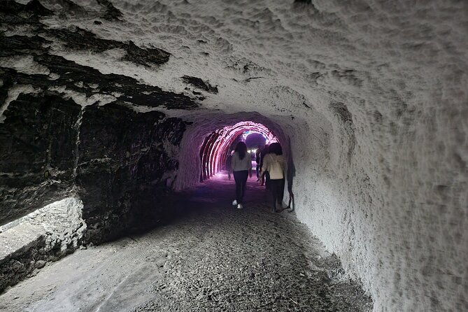shared-salt-cathedral-tour