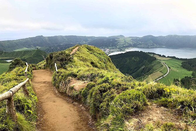 shore-excursions-to-the-volcano-and-crater-of-lagoa-das-sete-cidades-2