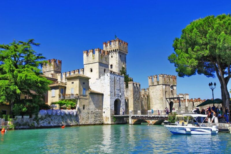 sirmione-walking-and-speedboat-tour