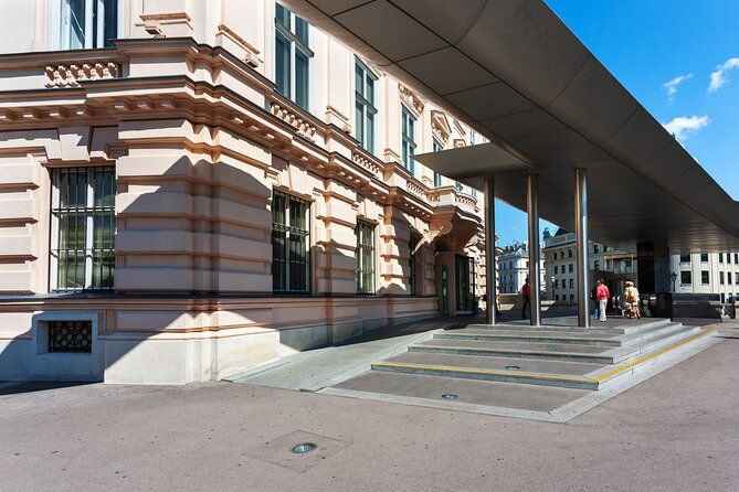 skip-the-line-albertina-palace-museum-vienna-private-tour