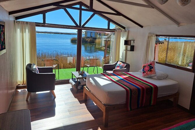 sleep-on-uros-island