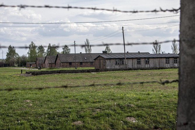 small-group-auschwitz-tour-from-lodz-with-lunch