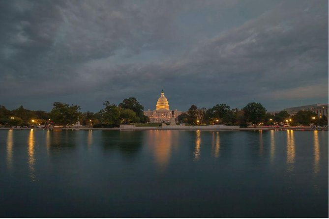 small-group-dc-tour-by-van