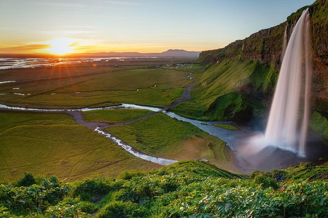 south-coast-of-iceland-tour-with-a-professional-photographer