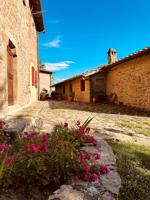 spend-a-day-in-a-resort-in-the-tuscan-countryside