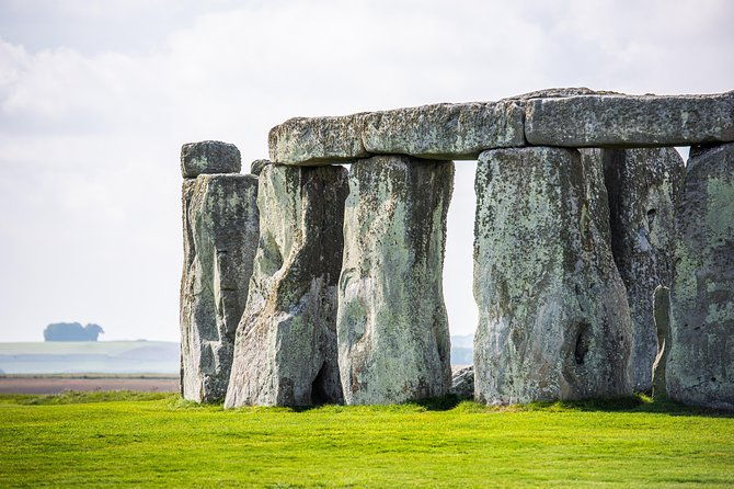 stonehenge-private-tour-from-southampton