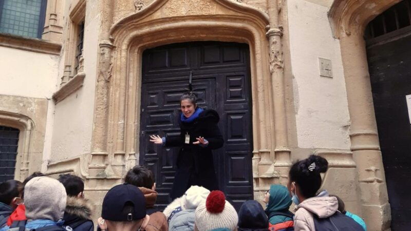 storytelling-tour-of-vieux-lyon-for-children-in-french