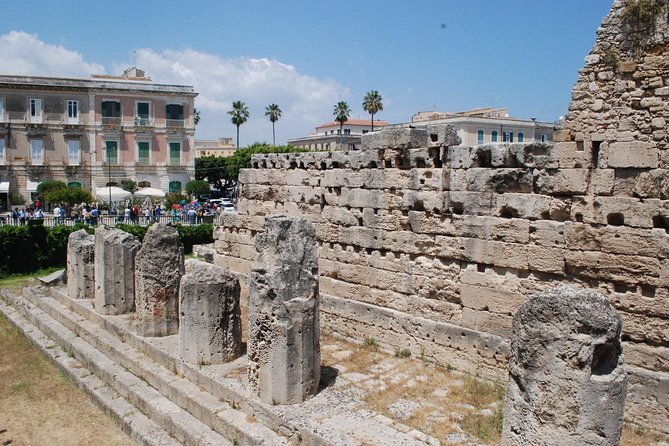 street-food-tour-and-guided-tour-of-ortigia