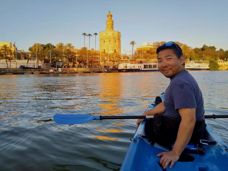 sunset-kayak-historic-seville-triana-and-la-cartuja