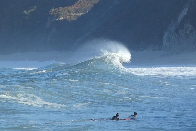 surf-lessons-in-llanes