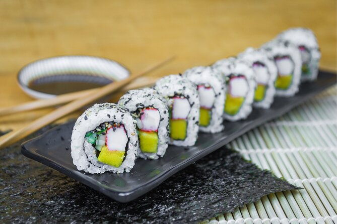 sushi-making-cooking-class-in-a-sake-bar-in-austin