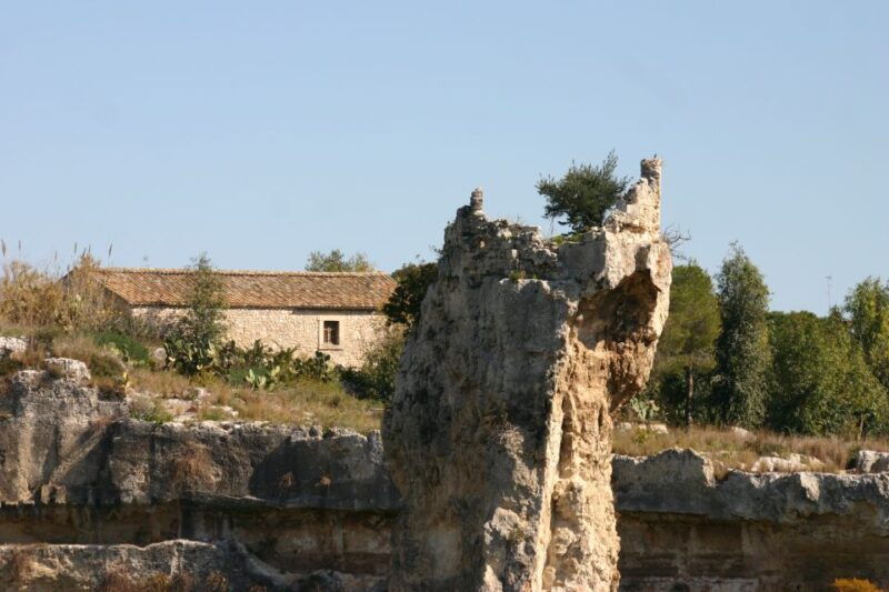 syracuse-neapolis-archaeological-park-small-group-tour
