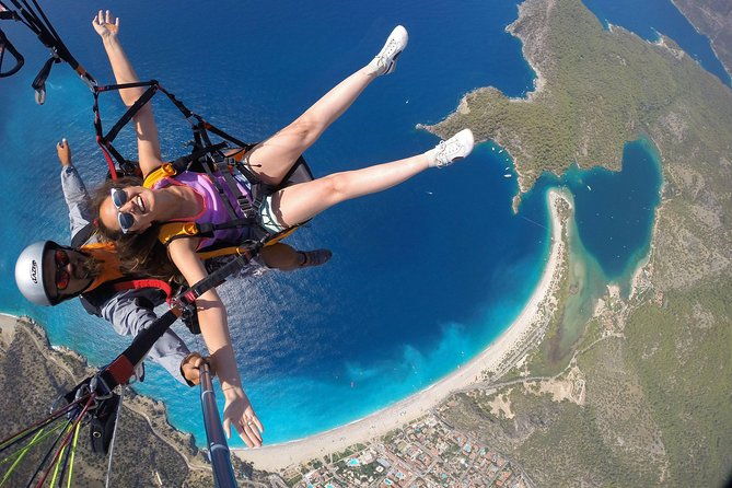 tandem-paragliding-in-oludeniz-fethiye-turkey