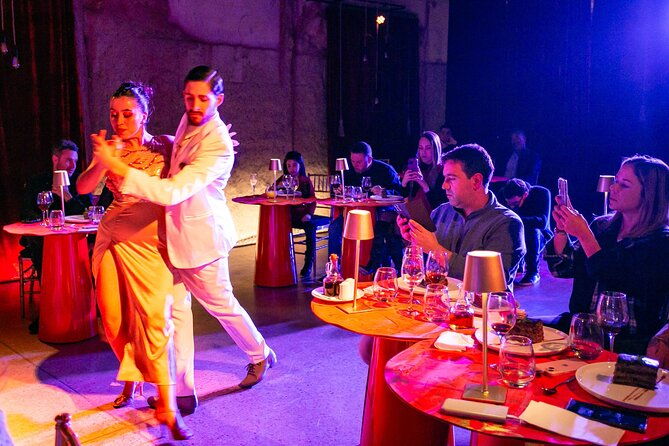tango-wine-and-dine-night-experience-in-mendoza