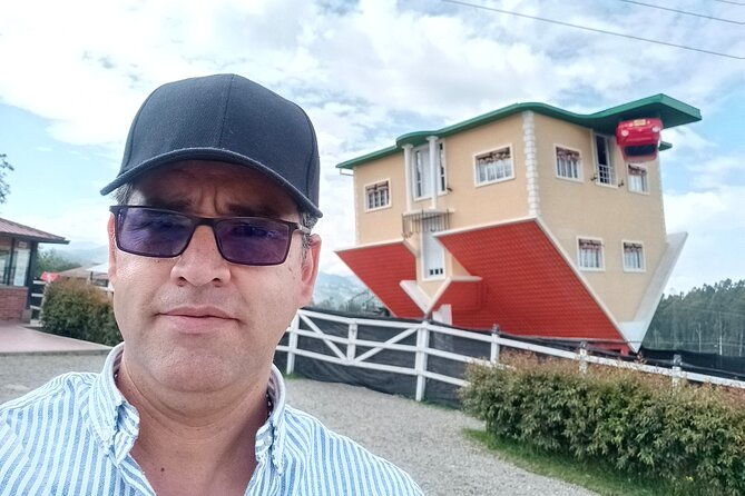 the-crazy-house-guatavita-village-tomine-reservoir-private-tour