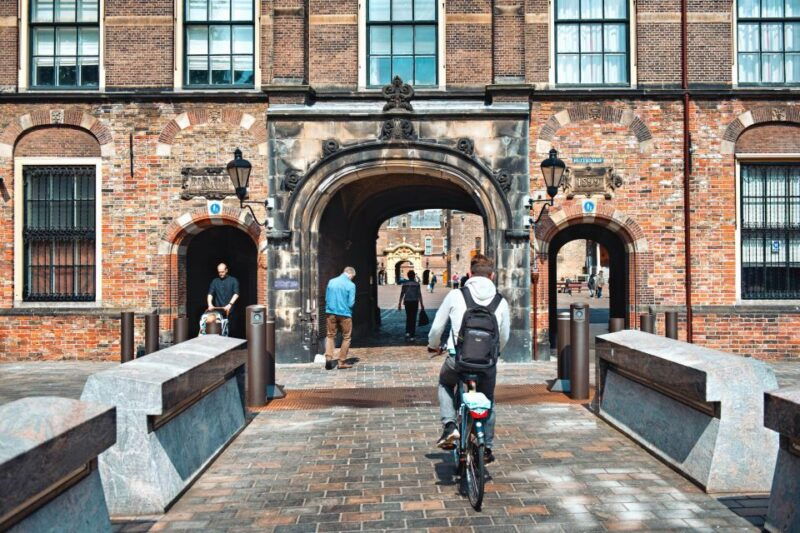 the-hague-highlights-bike-tour