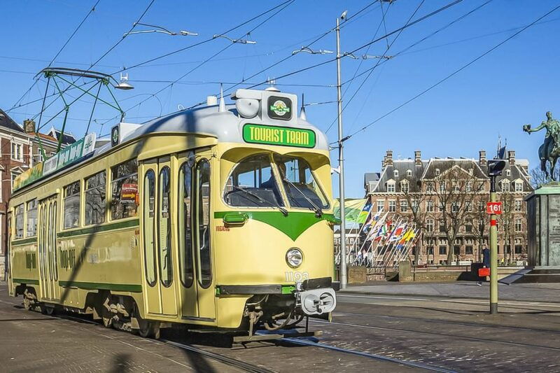 the-hague-hop-on-hop-off-old-fashioned-heritage-tram-tour