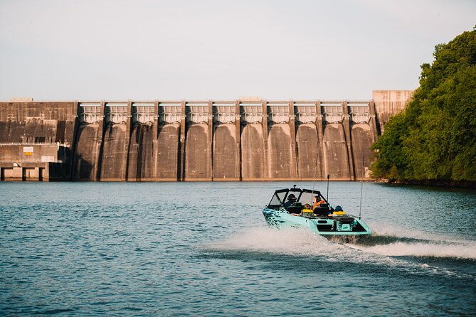 the-ultimate-jet-boat-adventure-in-smoky-mountains