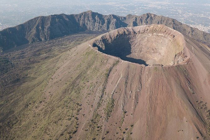 tour-mount-vesuvius-with-entry-tickets-and-round-trip-transfer-included