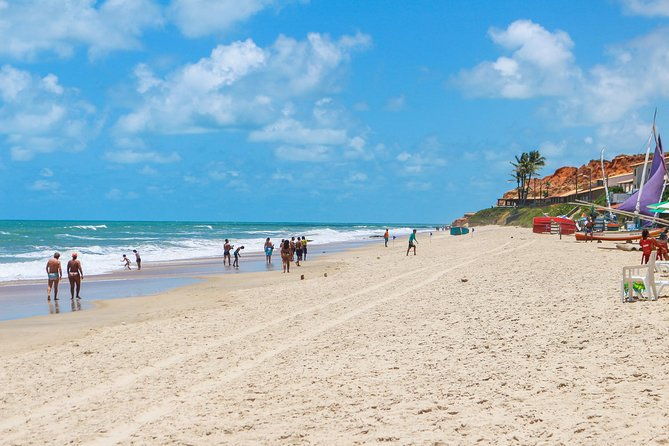 tour-to-morro-branco-fontes-beach