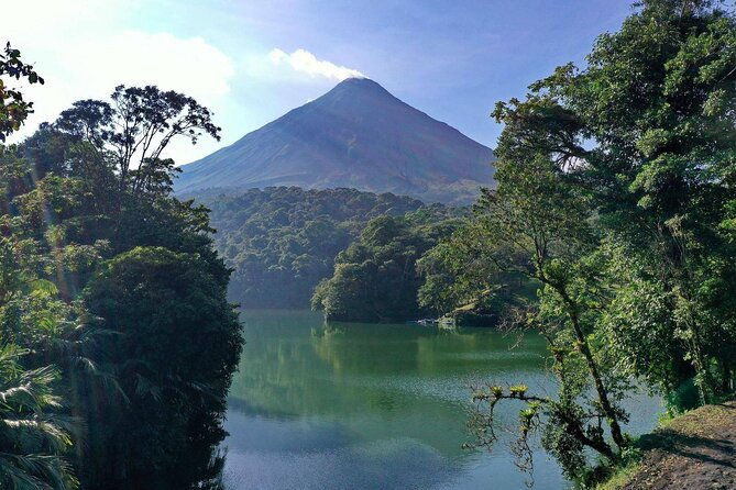 transfer-from-liberia-airport-to-arenal-la-fortuna-san-carlos