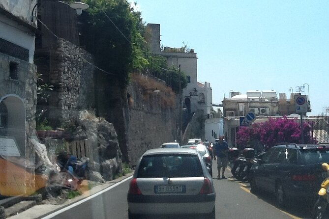 transfer-from-naples-international-airport-to-amalfi-or-amalfi-to-naples-airport