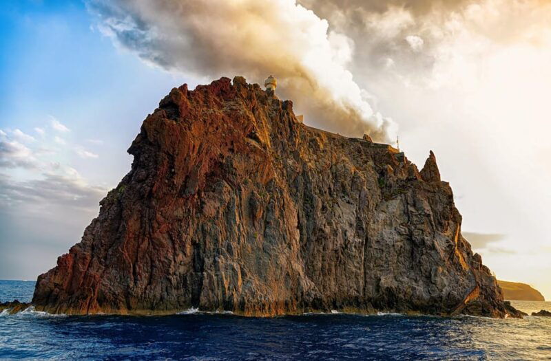 tropea-panarea-and-stromboli-at-night-boat-trip