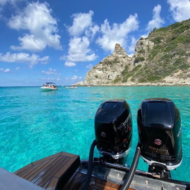 tropea-snorkeling-excursion-in-a-rubber-dinghy