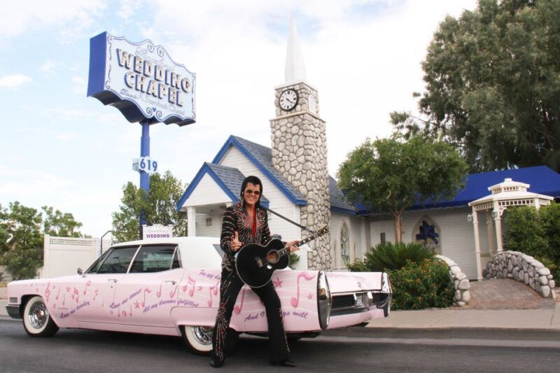 vegas-elvis-themed-graceland-chapel-wedding-or-vow-renewal