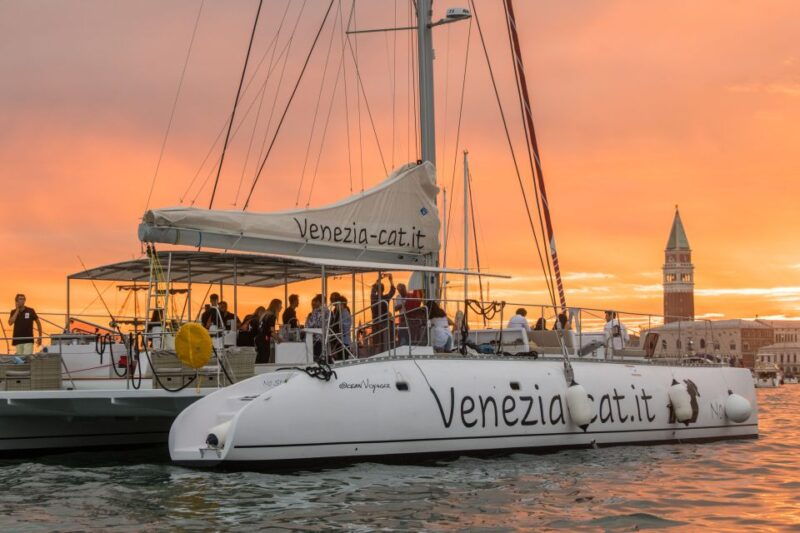 venice-night-catamaran-cruise-of-the-lagoon