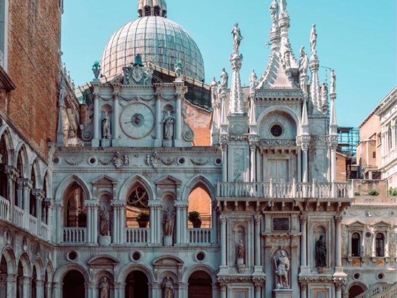 venice-private-walking-tour-doges-palace-and-gondola-ride