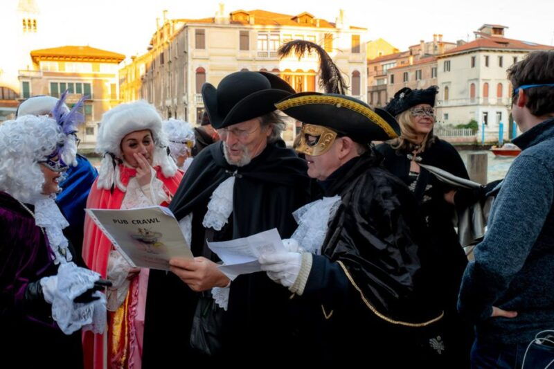 venice-venetian-style-carnival-pub-crawl