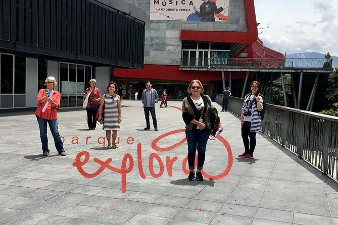 visit-explora-park-and-discover-medellin-in-public-transportation