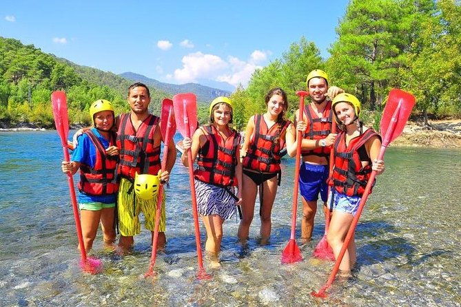 white-water-rafting-with-lunch