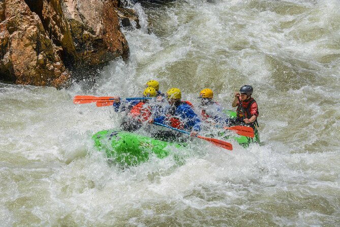 whitewater-rafting-adventure-near-denver