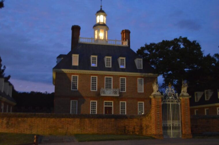 williamsburg-colonial-ghosts-haunted-pub-crawl