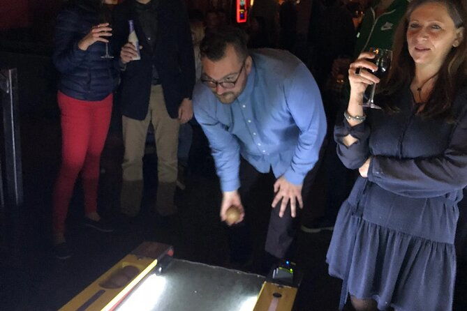 williamsburg-definitive-dive-bar-crawl-with-the-bar-buds