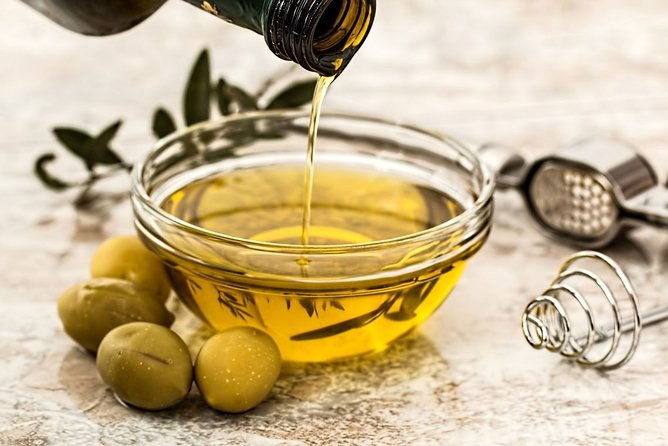 wine-cheese-and-evo-oil-tastings-in-tuscany-full-day-from-rome