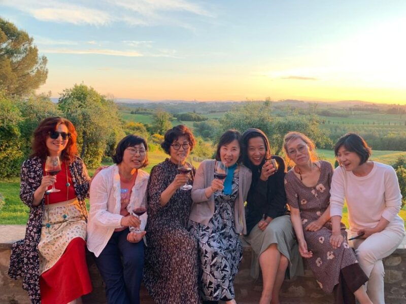wine-experience-in-an-organic-chianti-winery