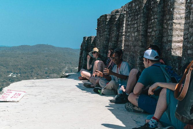xunantunich-mayan-ruin-and-blue-hole-combo-tour