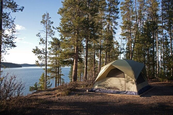 yellowstone-grand-teton-national-parks-small-group-6-day-tour