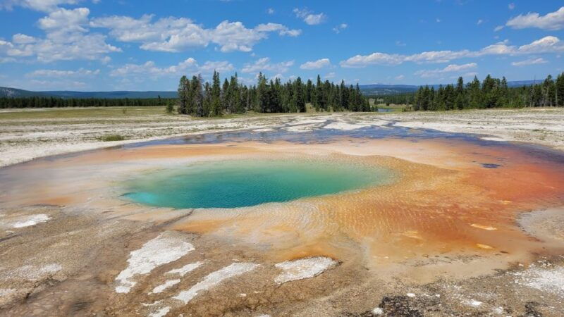 yellowstone-national-park-private-day-tour
