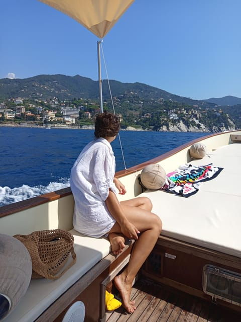 yoga-and-meditation-by-boat-in-portofino