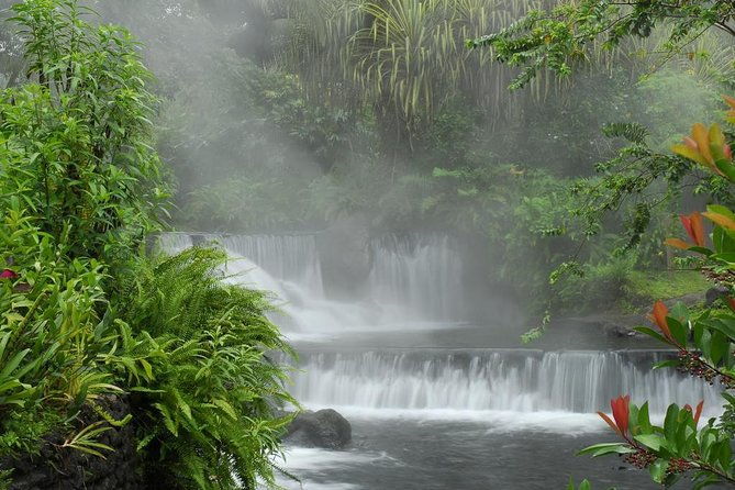 2-days-arenal-volcano-tabacon-hot-springs-from-san-jose