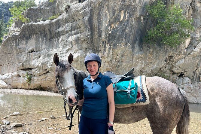2-hours-shared-horse-riding-in-kemer-antalya-all-level-riders