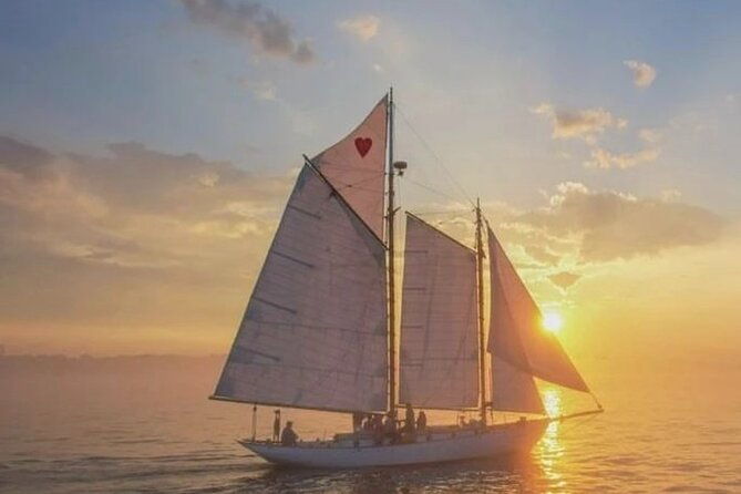 2-hours-sunset-private-charter-on-hearts-desire-in-casco-bay