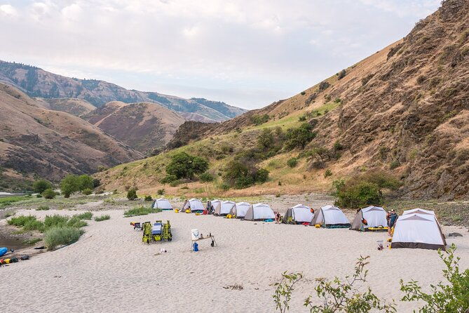 4-day-whitewater-rafting-on-the-lower-salmon-with-wine-and-food