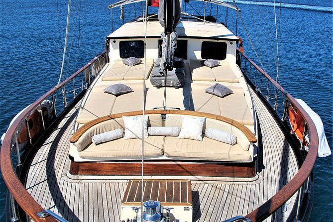 7-days-private-tour-throughout-menorca-beaches-in-a-turkish-golet
