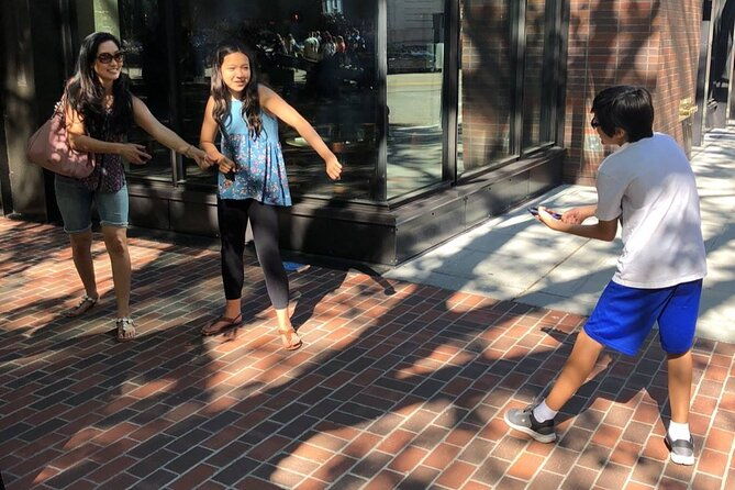 adventurous-scavenger-hunt-in-elizabeth-by-crazy-dash